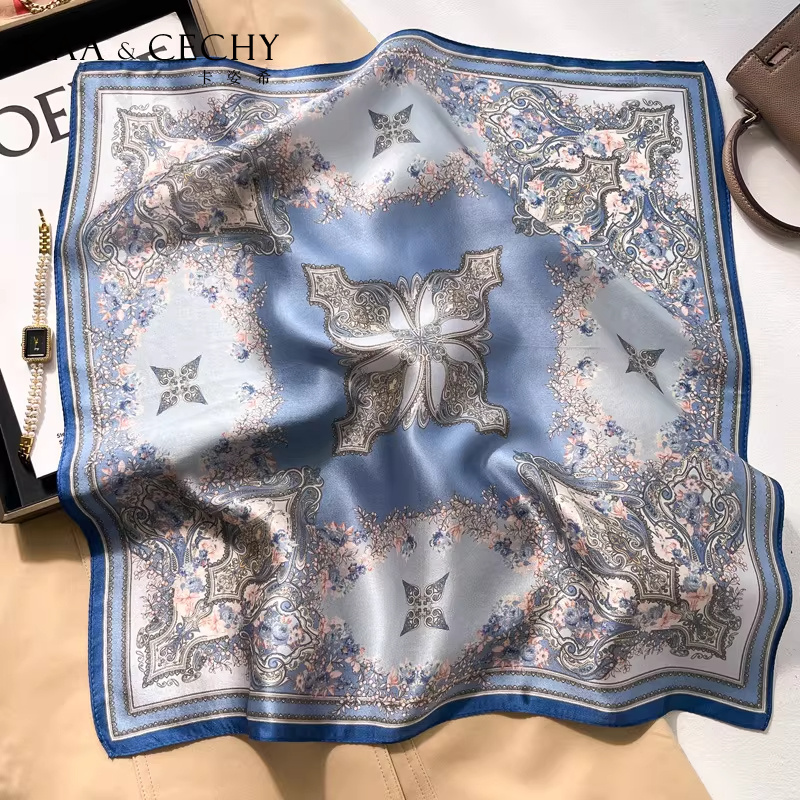 Baroque Floral 100% Mulberry S - Silk Neck Scarf ulasan dan harga